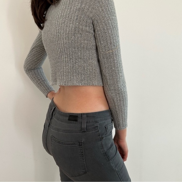ARITZIA  WILFRED FREE MOCK NECK LONG SLEEVE CROP TOP - XXS - Picture 5 of 15